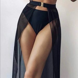 Mesh Buckle Cover Up